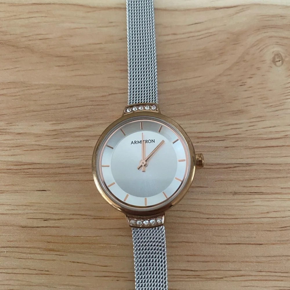 Armitron Ladies Rose Gold Case Watch Silver Mesh Strap Stone Accents Adjustable - Picture 3 of 15